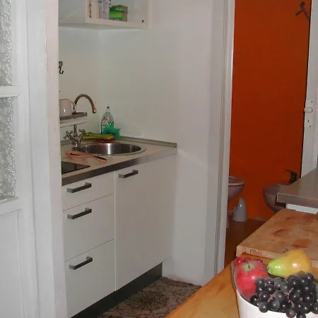 Appartamento Del Boschetto Rome Exterior photo